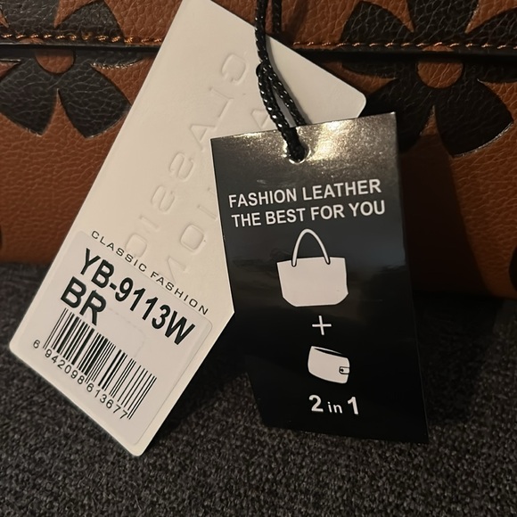 Brown Handbag with matching wallet - Picture 9 of 9